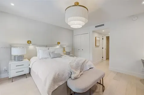 725 Biltmore Court Coral Gables FL 33134