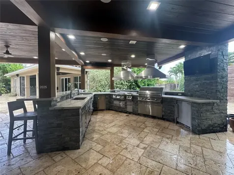 2230 NW 17th Avenue Homestead FL 33030