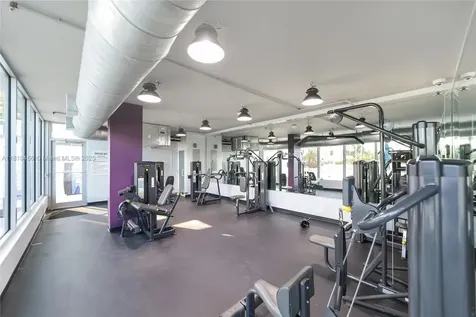 100 Lincoln Road Miami Beach FL 33139