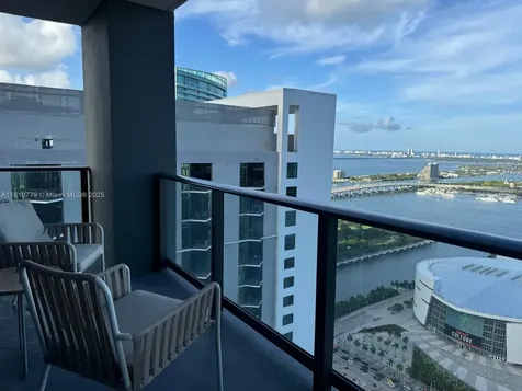 159 NE 6th Street Miami FL 33132