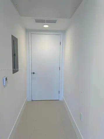 159 NE 6th Street Miami FL 33132