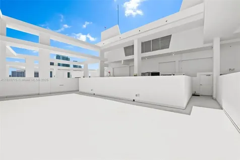 725 NE 22nd Street Miami FL 33137