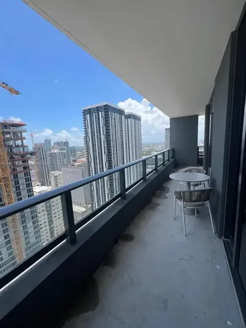 159 NE 6th Street Miami FL 33132