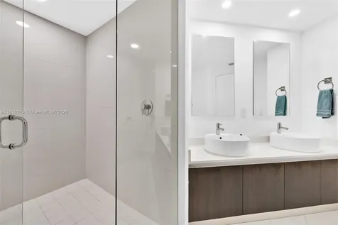 121 NE 34th Street Miami FL 33137