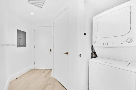 121 NE 34th Street Miami FL 33137