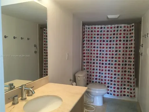 10275 Collins Avenue Bal Harbour FL 33154