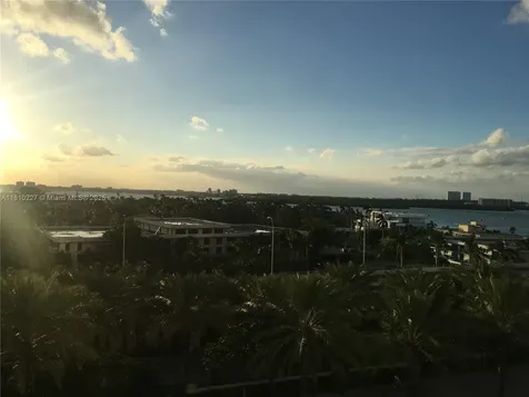 10275 Collins Avenue Bal Harbour FL 33154