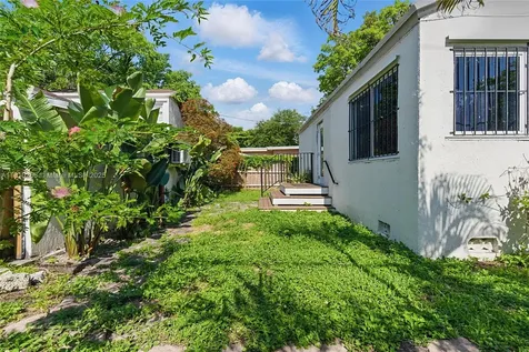 500 NW 47th Street Miami FL 33127