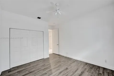 1463 SW 156th Way Pembroke Pines FL 33027