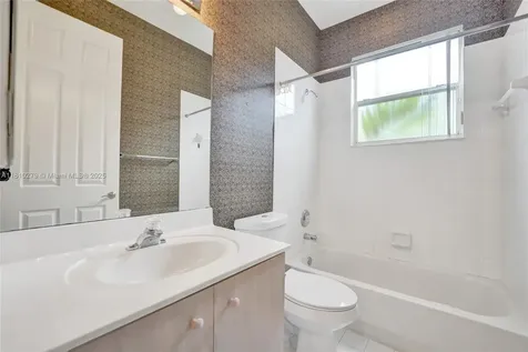 1463 SW 156th Way Pembroke Pines FL 33027