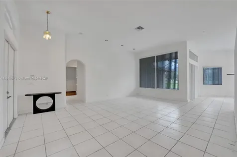 1463 SW 156th Way Pembroke Pines FL 33027