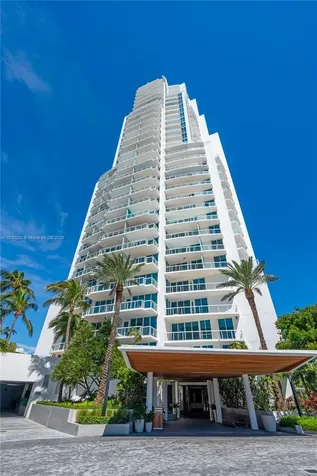 50 S Pointe Drive Miami Beach FL 33139