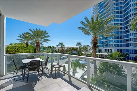 50 S Pointe Drive Miami Beach FL 33139