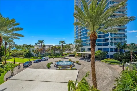 50 S Pointe Drive Miami Beach FL 33139