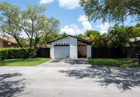 13284 SW 108th St Circle Miami FL 33186
