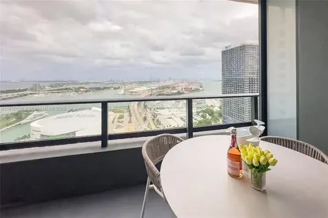 159 NE 6th Street Miami FL 33132