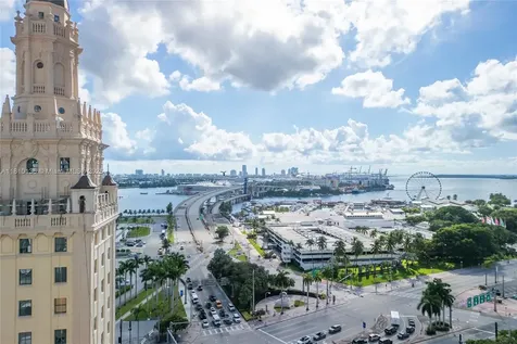 159 NE 6th Street Miami FL 33132