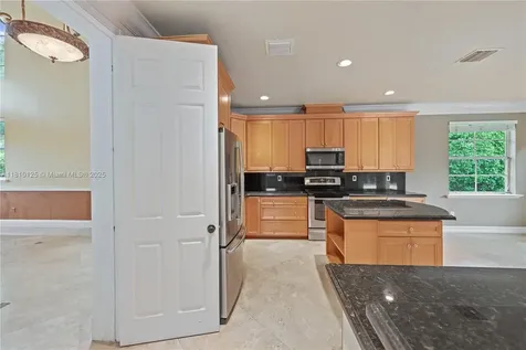10733 SW 97th Terrace Miami FL 33176