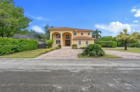 10733 SW 97th Terrace Miami FL 33176