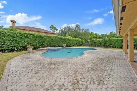 10733 SW 97th Terrace Miami FL 33176