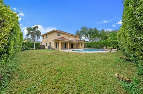 10733 SW 97th Terrace Miami FL 33176