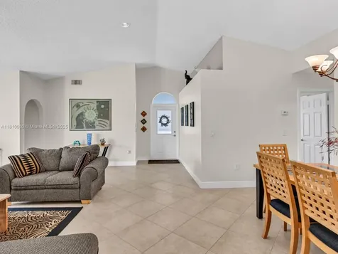 18866 NW 1st Street Pembroke Pines FL 33029