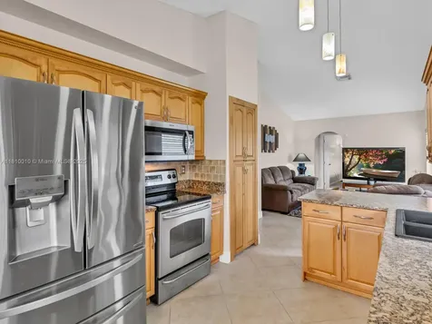 18866 NW 1st Street Pembroke Pines FL 33029