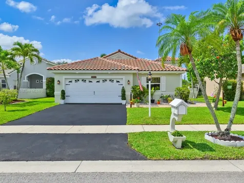 18866 NW 1st Street Pembroke Pines FL 33029