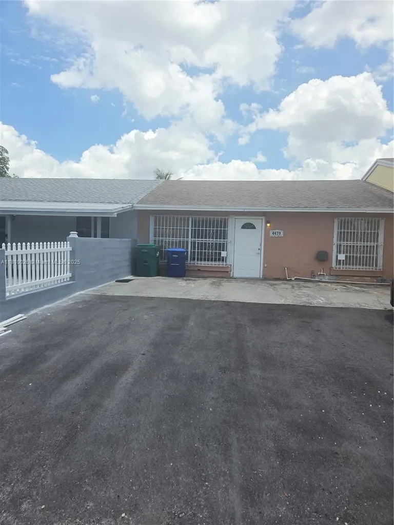 4479 NW 185th Street Miami Gardens FL 33055