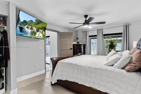 8279 NW 199th Street Hialeah FL 33015