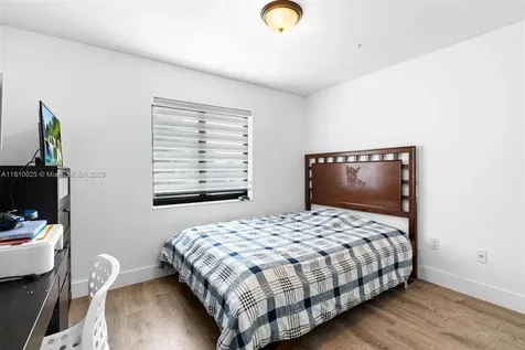 8279 NW 199th Street Hialeah FL 33015