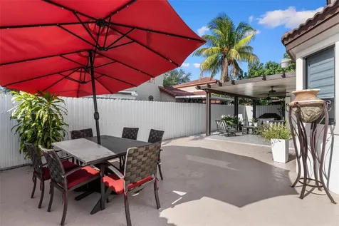 8279 NW 199th Street Hialeah FL 33015