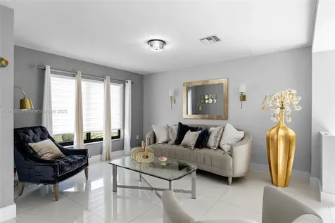8279 NW 199th Street Hialeah FL 33015