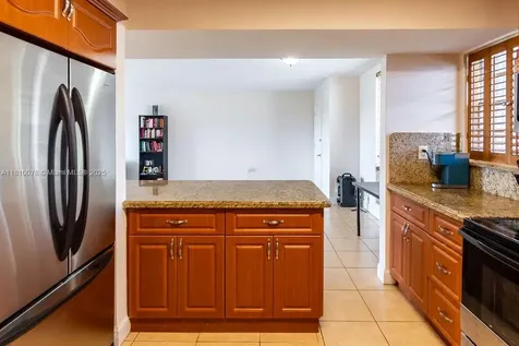 9110 Fontainebleau Boulevard Miami FL 33172