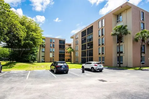 9110 Fontainebleau Boulevard Miami FL 33172