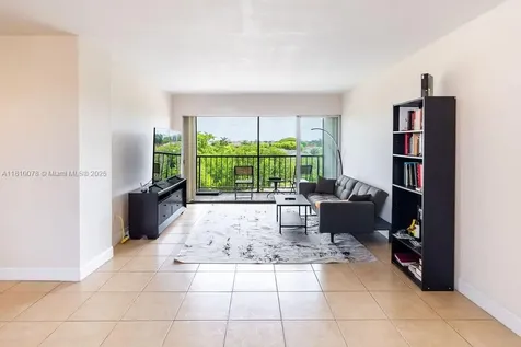 9110 Fontainebleau Boulevard Miami FL 33172