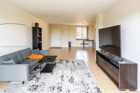 9110 Fontainebleau Boulevard Miami FL 33172