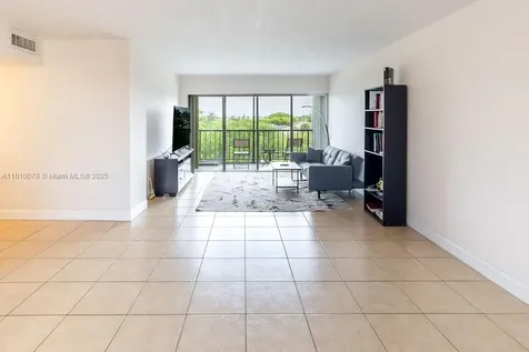 9110 Fontainebleau Boulevard Miami FL 33172