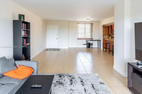 9110 Fontainebleau Boulevard Miami FL 33172