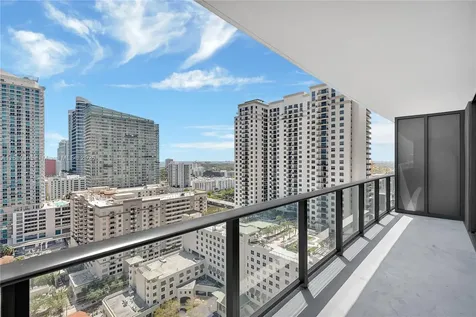 45 SW 9th Street Miami FL 33130