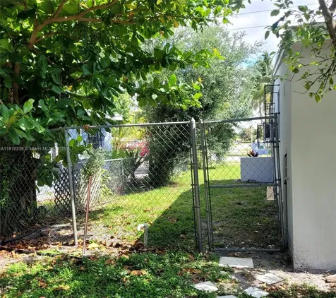 1760 NW 127th Street Miami FL 33167