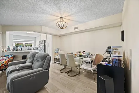 2649 SE 19th Court Homestead FL 33035