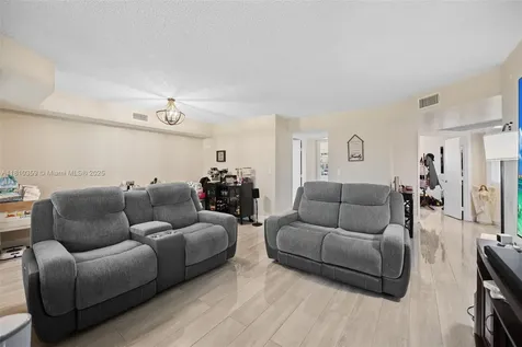 2649 SE 19th Court Homestead FL 33035