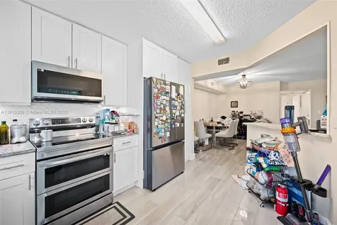 2649 SE 19th Court Homestead FL 33035