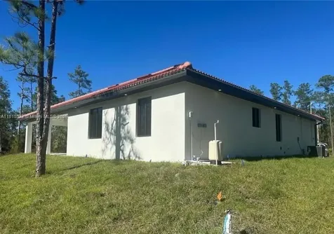 2002 E 13th Street Lehigh Acres FL 33972