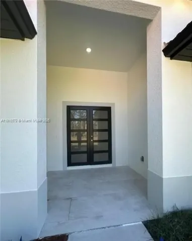 2002 E 13th Street Lehigh Acres FL 33972