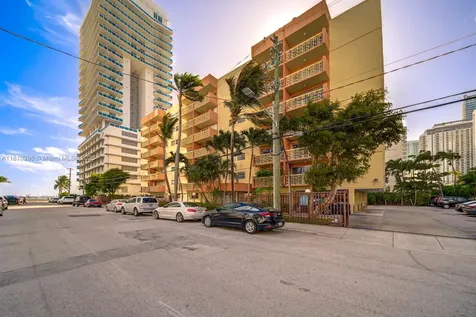600 NE 25th Street Miami FL 33137