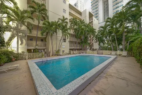 600 NE 25th Street Miami FL 33137