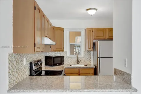 600 NE 25th Street Miami FL 33137