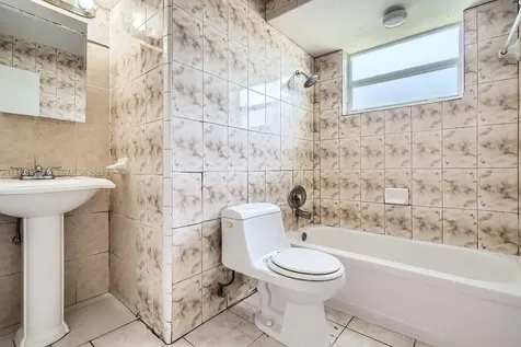 2200 NW 42nd Avenue Lauderhill FL 33313